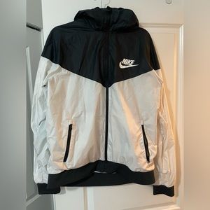 Nike Windbreaker Men’s size Large